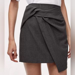 Aritzia Babaton Jethro Mini Skirt (Gray Plaid, 00)